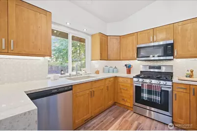 21816 117th Street Ct E, Bonney Lake, WA 98391 - Photo 5