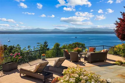 2555 Magnolia Boulevard W, Seattle, WA 98199 - Photo 1
