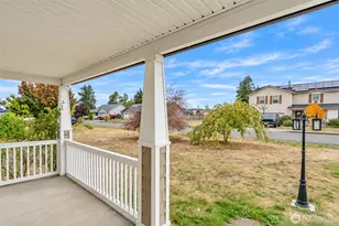 301 Easy St SE, Rainier, WA 98576 - Photo 5