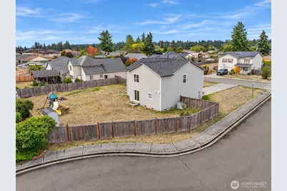 301 Easy St SE, Rainier, WA 98576 - Photo 21