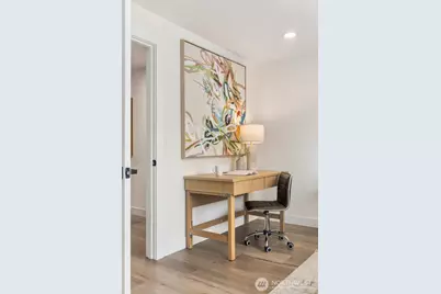 16839 NE 18th Street, Bellevue, WA 98008 - Photo 23