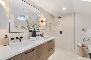 16839 NE 18th St, Bellevue, WA 98008 - Photo 29