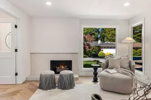 16839 NE 18th St, Bellevue, WA 98008 - Photo 5