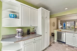 5500 Harbour Pointe Blvd, Mukilteo, WA 98275 - Photo 9