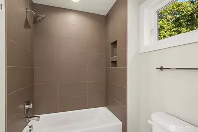 12409 68th Avenue NE, Kirkland, WA 98034 - Photo 25