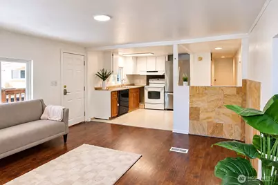 10515 Woodinville Dr #95, Bothell, WA 98011 - Photo 3