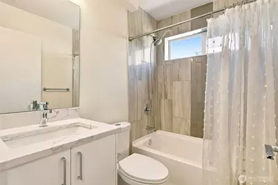 1039 S Cloverdale Street #A, Seattle, WA 98108 - Photo 15