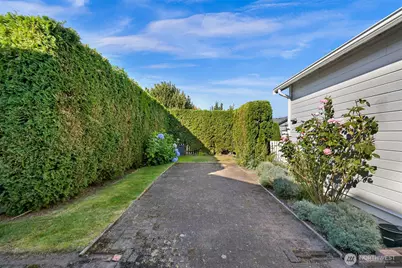 2225 Dogwood Street, Lynden, WA 98264 - Photo 33