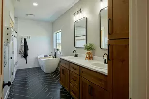 422 Park Rd, Winlock, WA 98596 - Photo 23