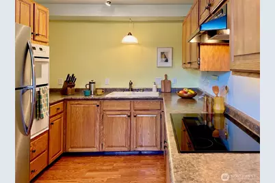 2801 14th Avenue W, Seattle, WA 98119 - Photo 9