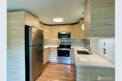 2801 14th Avenue W, Seattle, WA 98119 - Photo 11