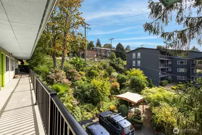 2801 14th Avenue W, Seattle, WA 98119 - Photo 3