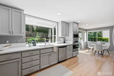 15215 92nd Place NE, Bothell, WA 98011 - Photo 11
