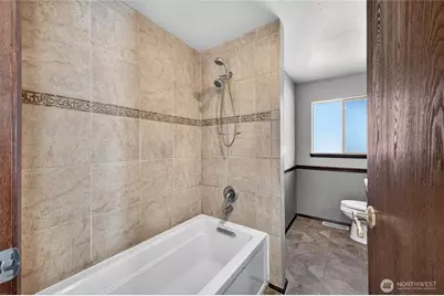 4524 S 256th Place, Kent, WA 98032 - Photo 11