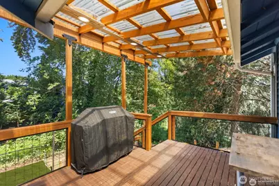 8618 NE 143rd Street, Kirkland, WA 98034 - Photo 31