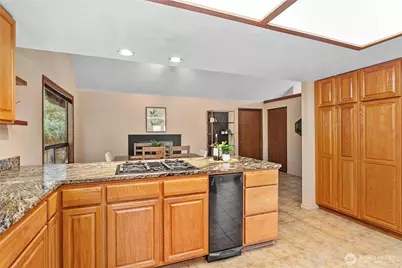 2303 Birch Street, Bellingham, WA 98229 - Photo 13