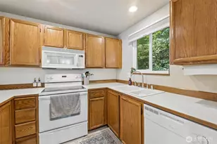 24625 45th Pl S, Kent, WA 98032 - Photo 13