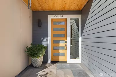 2604 E Ward Street, Seattle, WA 98112 - Photo 3