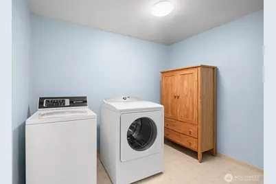 10707 47th Street E, Edgewood, WA 98372 - Photo 13