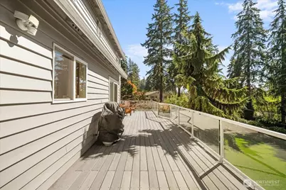 10707 47th Street E, Edgewood, WA 98372 - Photo 27