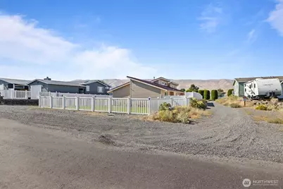 210 SW Pear Place, Mattawa, WA 99349 - Photo 33