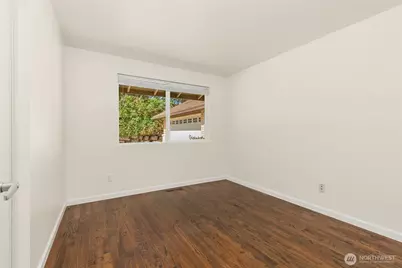1635 180th Avenue NE, Bellevue, WA 98008 - Photo 13