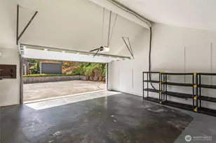 1635 180th Ave NE, Bellevue, WA 98008 - Photo 15