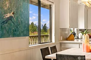 9355 NE 30th St, Clyde Hill, WA 98004 - Photo 19