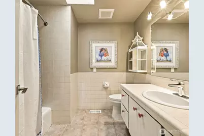 9355 NE 30th Street, Clyde Hill, WA 98004 - Photo 27