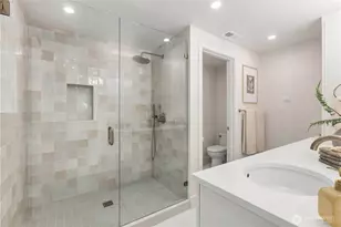 12009 Palatine Ave N, Seattle, WA 98133 - Photo 23