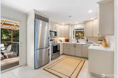 10515 12th Avenue NW, Seattle, WA 98177 - Photo 9