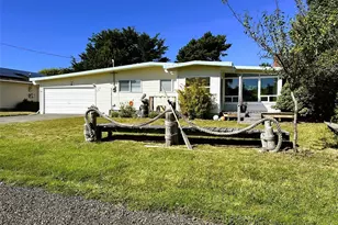 564 Ensign Ave NW, Ocean Shores, WA 98569 - Photo 1