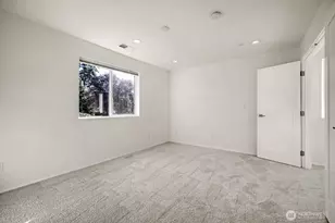 1016 E 40th St, Tacoma, WA 98404 - Photo 17