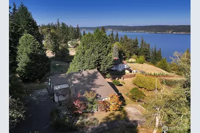 4721 Honeymoon Bay Road, Freeland, WA 98249 - Photo 3