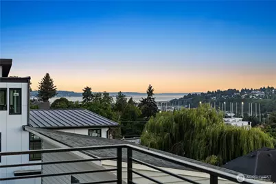 3243 13th Avenue W, Seattle, WA 98119 - Photo 37