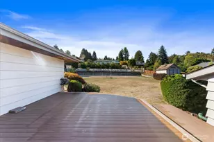 29860 Marine View Dr SW, Federal Way, WA 98023 - Photo 33