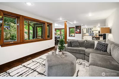 21422 SE 37th Street, Sammamish, WA 98075 - Photo 13