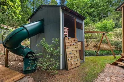 21422 SE 37th Street, Sammamish, WA 98075 - Photo 29