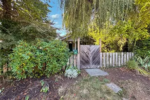403 Cushing St NW, Olympia, WA 98502 - Photo 3