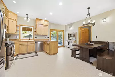 43131 Mountain Hwy E, Eatonville, WA 98328 - Photo 11