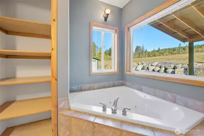 43131 Mountain Hwy E, Eatonville, WA 98328 - Photo 17