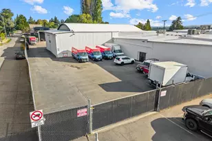 2000 S 116th St, Seattle, WA 98168 - Photo 9