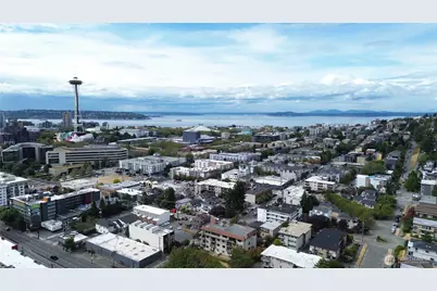 819 6th Avenue N, Seattle, WA 98109 - Photo 3
