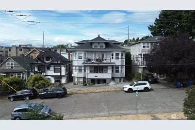 819 6th Avenue N, Seattle, WA 98109 - Photo 1