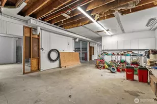 9412 Portland Ave E, Tacoma, WA 98445 - Photo 17