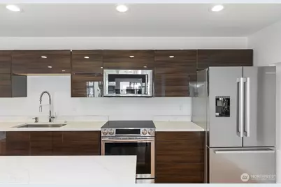 10129 Main Street #306, Bellevue, WA 98004 - Photo 11