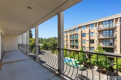 10129 Main Street #306, Bellevue, WA 98004 - Photo 25