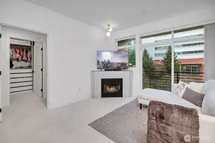300 110th Ave NE, Bellevue, WA 98004 - Photo 21