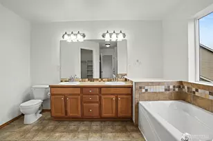 2213 189th St E, Tacoma, WA 98445 - Photo 17