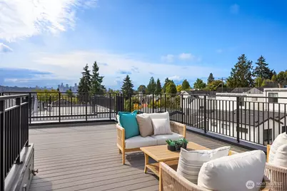 4413 2nd Avenue NE, Seattle, WA 98105 - Photo 17